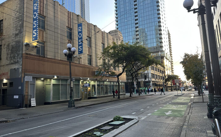 Pictures of Retail property located at 301 Pike St, Seattle, WA 98101 for lease - image #1
