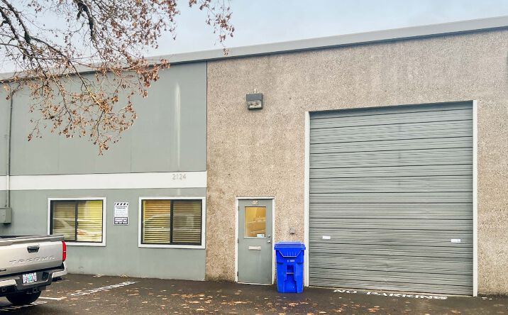 Pictures of Industrial property located at 2124 SE 9th Ave, Portland, OR 97214 for lease - image #1