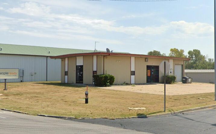 Pictures of Retail, Office property located at 1900 Vandiver Dr, Columbia, MO 65202 for lease - image #1