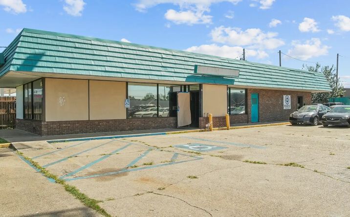 Pictures of Retail, Office property located at 6241 Westbank Expy, Marrero, LA 70072 for lease - image #1