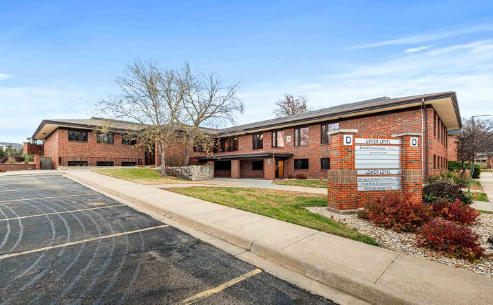 Pictures of Office property located at 1133 College Ave, Manhattan, KS 66502 for lease - image #1
