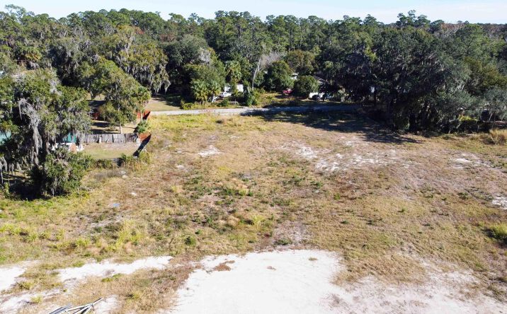 Pictures of Industrial, Office property located at 122 LOUIS BROER Road 3, East Palatka, FL 32131 for lease - image #1