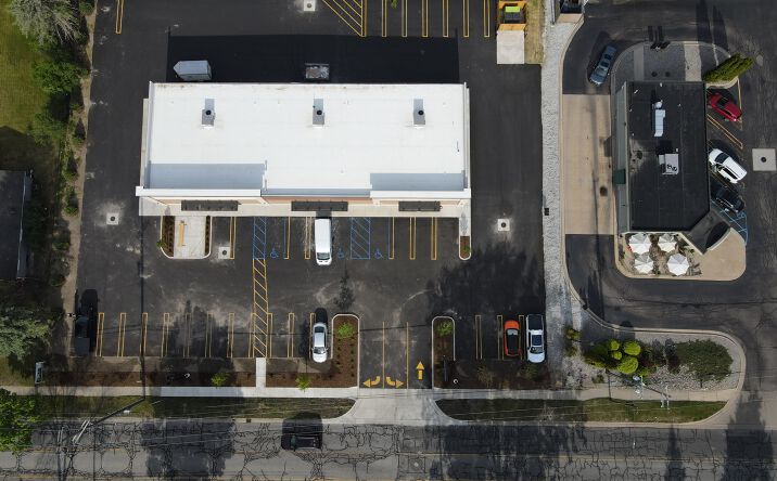 Pictures of Retail, Office property located at 6125 Jefferson Ave, Midland, MI 48640 for lease - image #1