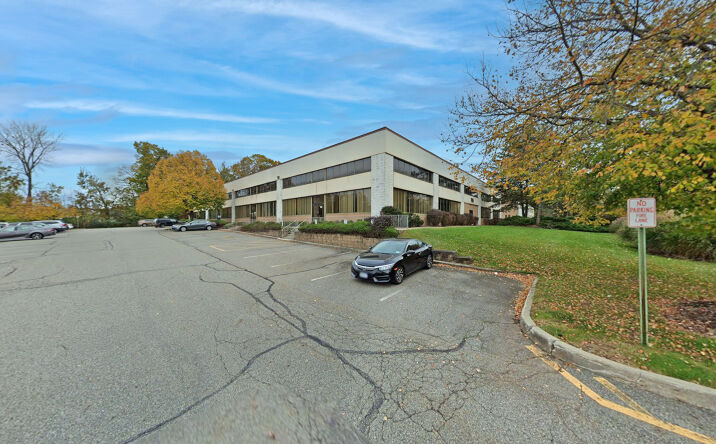Pictures of Industrial property located at 706 Executive Blvd, Valley Cottage, NY 10989 for lease - image #1
