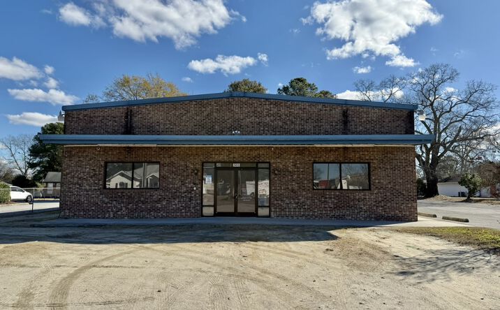 Pictures of Retail, Office property located at 505 Hackney Ave, Washington, NC 27889 for lease - image #1