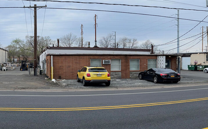 Pictures of Industrial property located at 991 E Linden Ave, Linden, NJ 07036 for lease - image #1