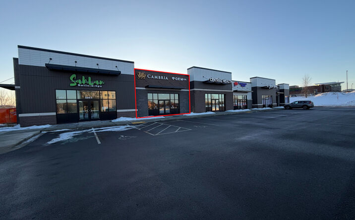 Pictures of Retail property located at 1451 Bluestem Blvd, Altoona, WI 54720 for lease - image #1