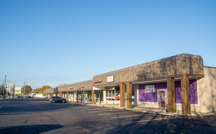 Pictures of Retail property located at 3100 Springdale Rd, Cincinnati, OH 45251 for lease - image #1