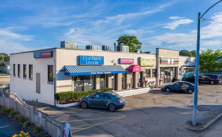 Pictures of Retail property located at 612 S Washington St, Diamond, MO 64840 for lease - image #1