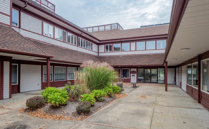 Pictures of Office property located at 747 Aquidneck Ave, Middletown, RI 02842 for lease - image #1