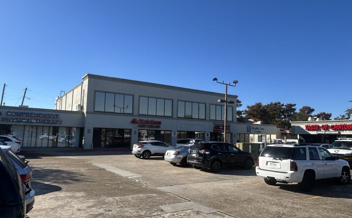 Pictures of Retail, Office property located at 6820 Veterans Memorial Blvd, Metairie, LA 70003 for lease - image #1