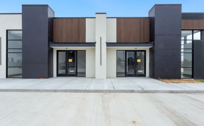 Pictures of Office, Retail property located at 2719 N Mason Rd, Katy, TX 77449 for lease - image #1