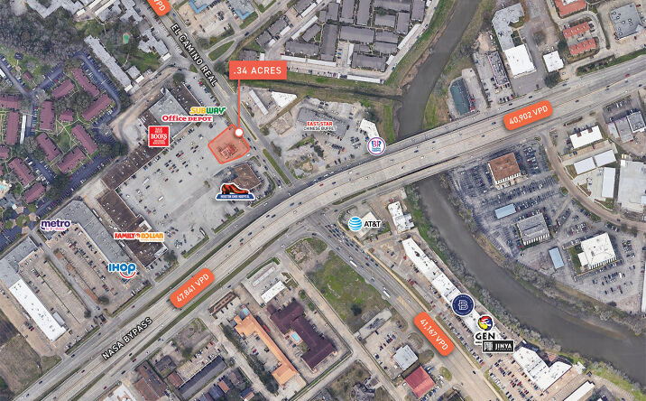 Pictures of Retail, Restaurant property located at 981 E NASA Pkwy, Houston, TX 77058 for lease - image #1