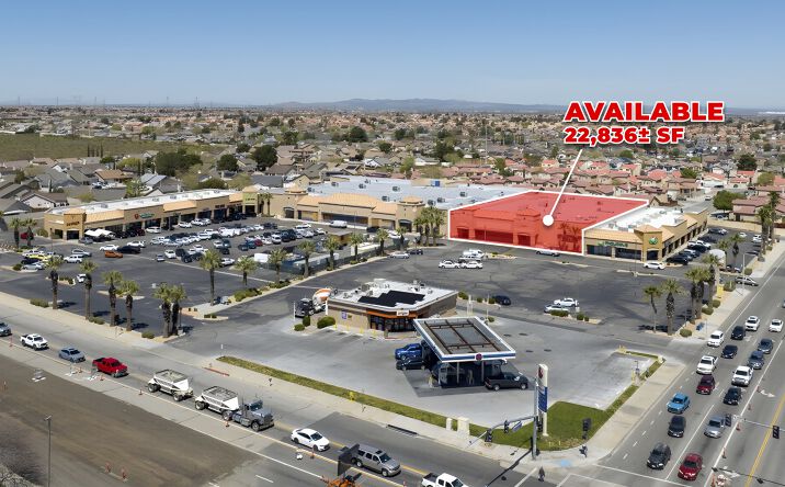 Pictures of Retail property located at 13650 Bear Valley Rd, Victorville, CA 92392 for lease - image #1