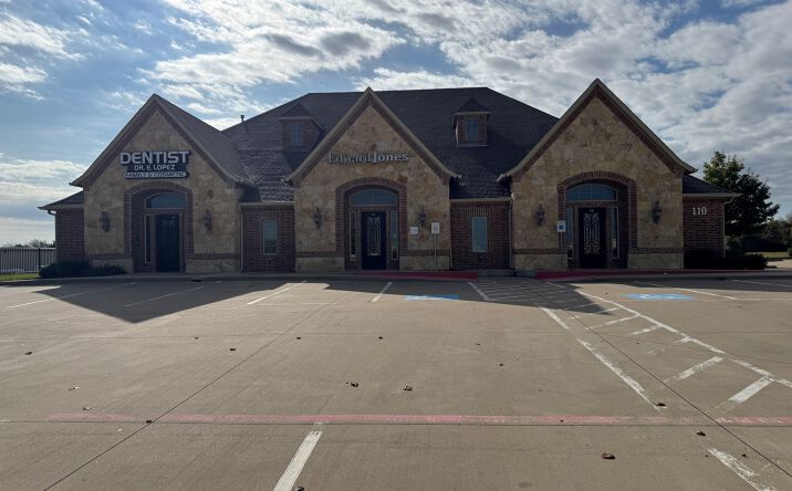 Pictures of Office property located at 110 East Belt Line Rd, Cedar Hill, TX 75104 for lease - image #1