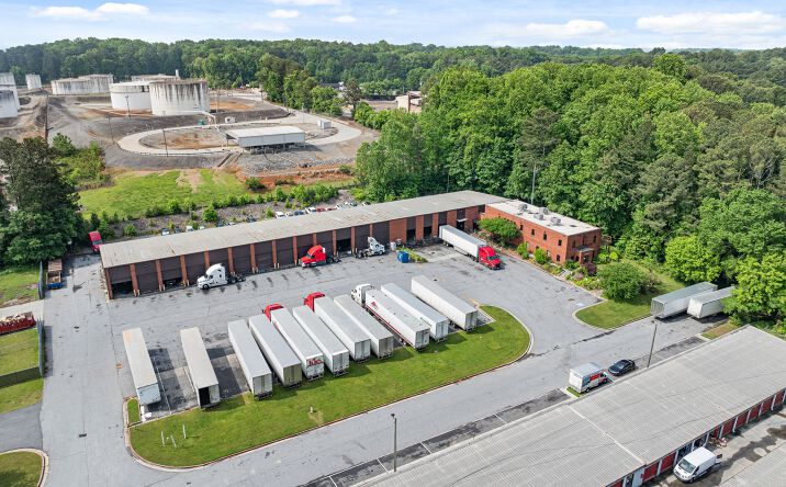 Pictures of Industrial property located at 4266 Winters Chapel Rd, Doraville, GA 30360 for lease - image #1