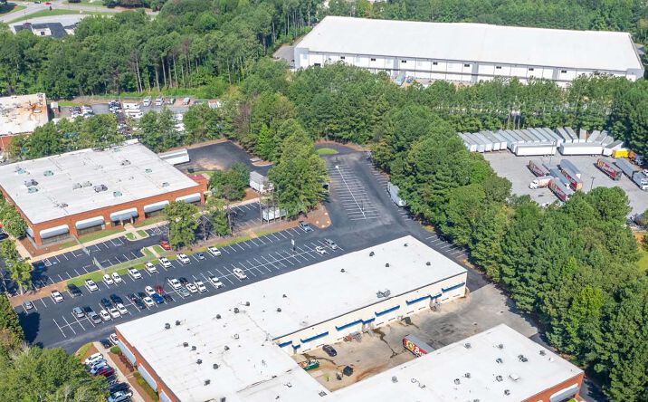 Pictures of Industrial property located at 5200 Panola Industrial Blvd, Decatur, GA 30035 for lease - image #1