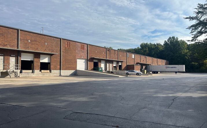 Pictures of Industrial property located at 5110 Fulton Industrial Blvd SW, Atlanta, GA 30336 for lease - image #1