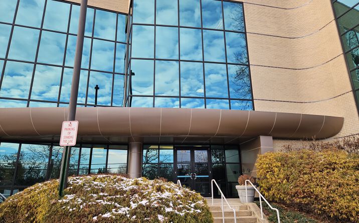Pictures of Office property located at 2826 Old Lee Hwy, Fairfax, VA 22031 for lease - image #1