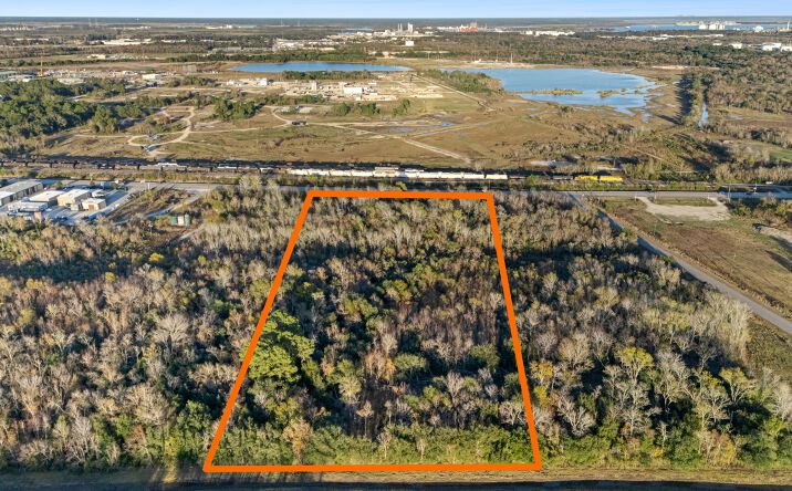 Pictures of Land property located at 7166 W Port Arthur Rd, Beaumont, TX 77705 for lease - image #1