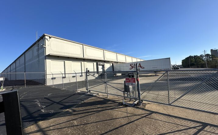 Pictures of Industrial property located at 5555 E Raines Rd, Memphis, TN 38115 for lease - image #1