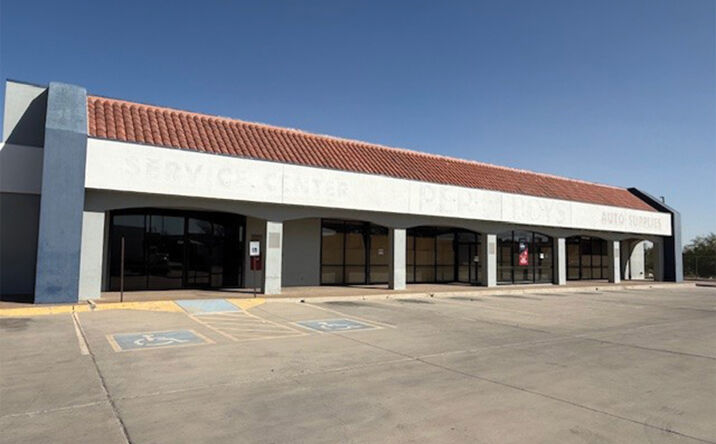 Pictures of Retail property located at 200 S Americas Ave, El Paso, TX 79907 for lease - image #1