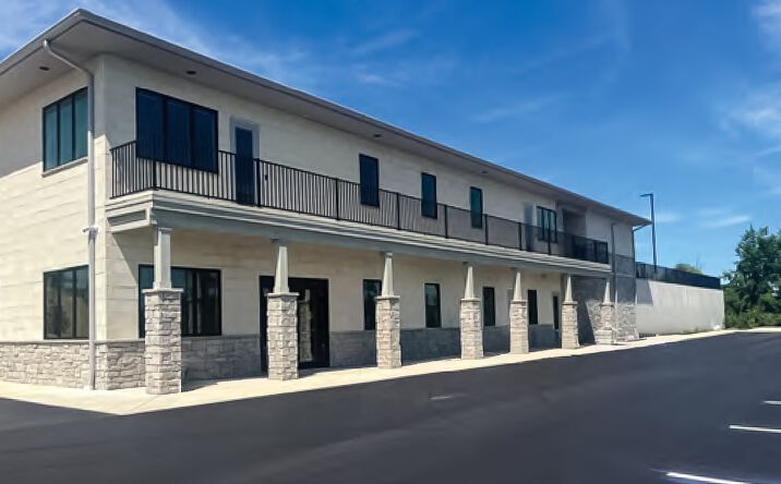 Pictures of Office property located at 7621 W Jefferson Blvd, Fort Wayne, IN 46804 for lease - image #1