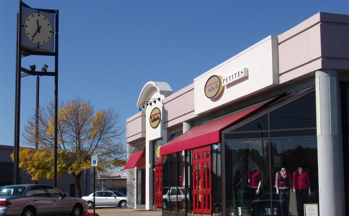 Pictures of Retail property located at 6800 S Westnedge Ave, Portage, MI 49002 for lease - image #1