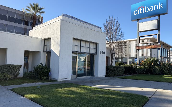 Pictures of Office property located at 650 W Duarte Rd, Arcadia, CA 91007 for lease - image #1