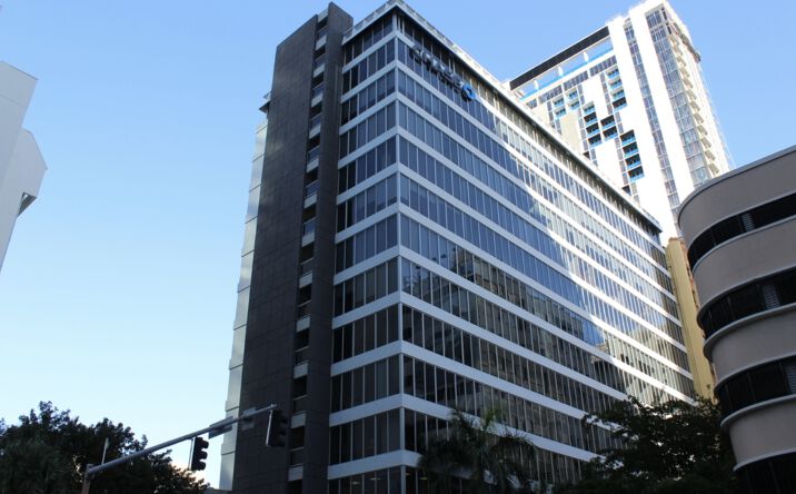 Pictures of Office property located at 150 SE 2nd Ave Unit 706, Miami, FL 33131 for lease - image #1