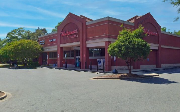Pictures of Retail property located at 2400 Little Rock Rd, Charlotte, NC 28214 for lease - image #1