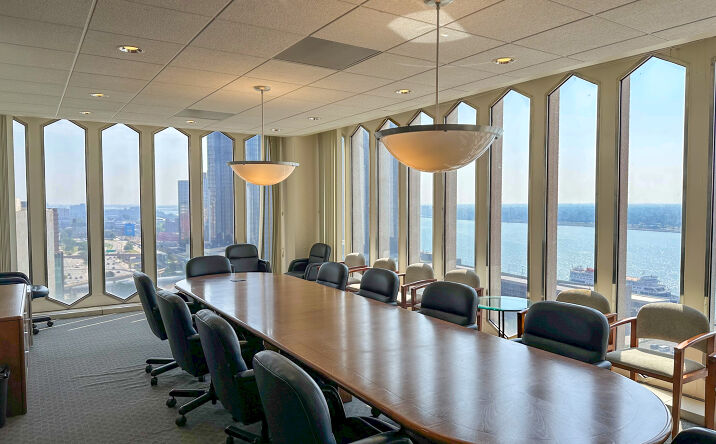 Pictures of Office property located at 1 Woodward Ave, Detroit, MI 48226 for lease - image #1
