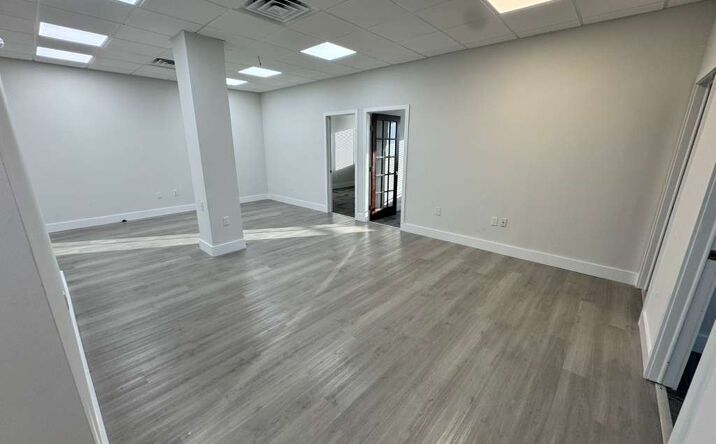 Pictures of Office property located at 200 W Palmetto Park Rd, Boca Raton, FL 33432 for lease - image #1