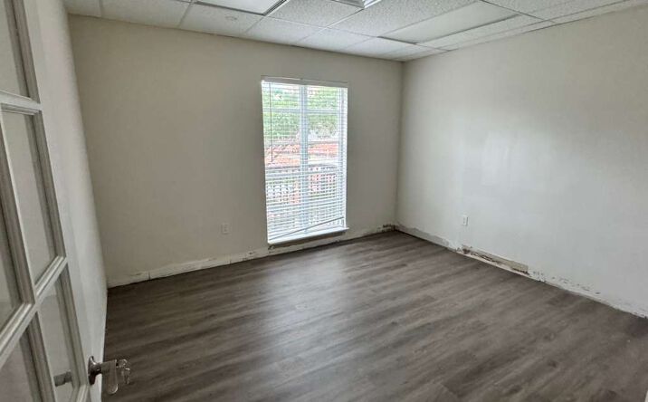 Pictures of Office property located at 101 Plaza Real S, Boca Raton, FL 33432 for lease - image #1