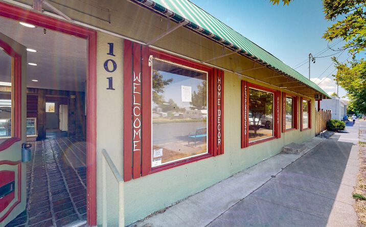 Pictures of Office property located at 101 W BROADWAY AVE, MiltonFreewater, OR 97862 for lease - image #1