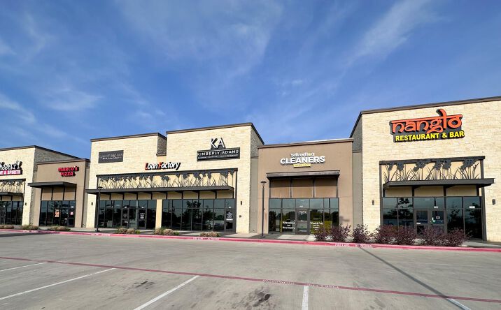 Pictures of Retail, Office property located at 3980 N Collins, Arlington, TX 76005 for lease - image #1