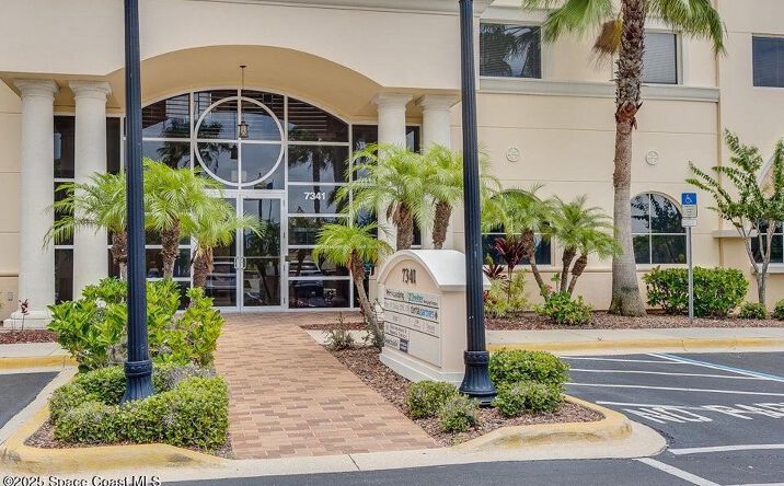 Pictures of Office property located at 7341 Office Park Place 202a, Melbourne, FL 32940 for lease - image #1