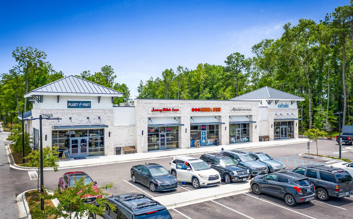 Pictures of Retail property located at 2507 N Main Street # D, Summerville, SC 29486 for lease - image #1