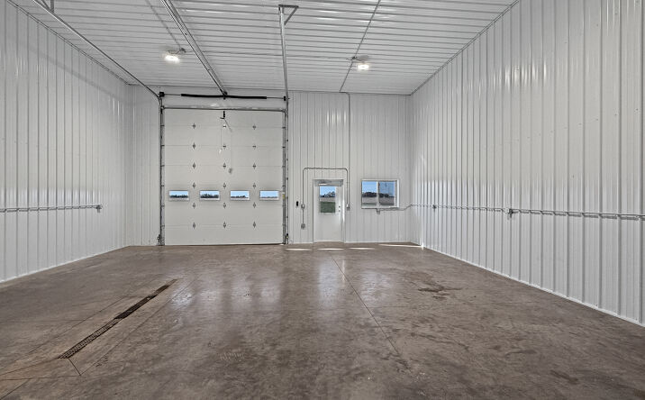 Pictures of Industrial property located at 606 Stagecoach Rd, Grinnell, IA 50112 for lease - image #1