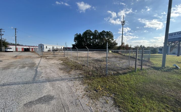 Pictures of Office, Industrial property located at 721 Lakeside Dr, Mobile, AL 36693 for lease - image #1
