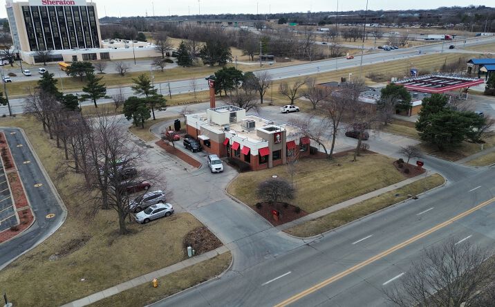 Pictures of Retail property located at 11406 Forest Ave, Clive, IA 50325 for lease - image #1