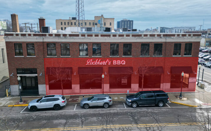 Pictures of Retail, Office, Restaurant property located at 202 E 3rd St, Royal Oak, MI 48067 for lease - image #1