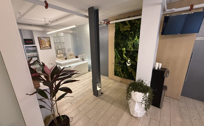 Pictures of Special Purpose, Office property located at 30 E 60th St, New York, NY 10022 for lease - image #1
