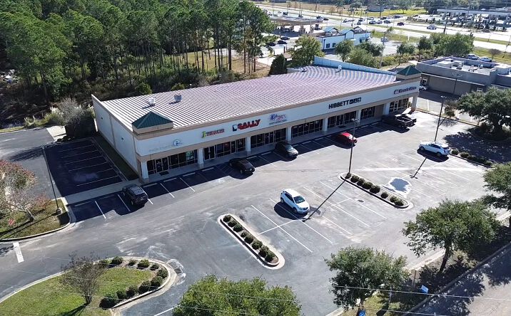 Pictures of Retail property located at 3921 Bienville Blvd, Ocean Springs, MS 39564 for lease - image #1