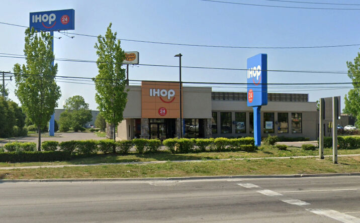 Pictures of Retail, Restaurant property located at 1240 N Dixie Hwy, Monroe, MI 48162 for lease - image #1