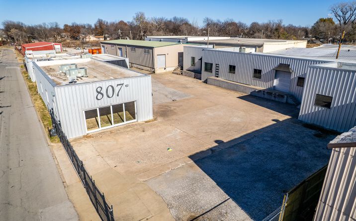 Pictures of Industrial property located at 807 S Xanthus Pl, Tulsa, OK 74104 for lease - image #1