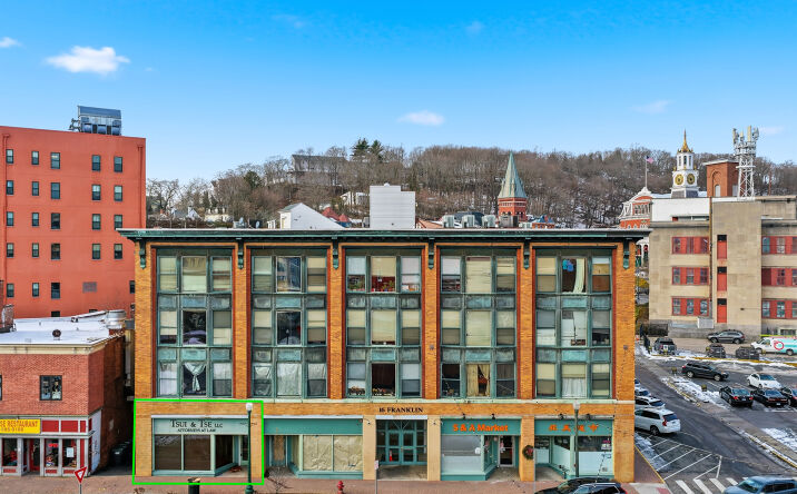 Pictures of Office, Retail property located at 16 Franklin St, Norwich, CT 06360 for lease - image #1