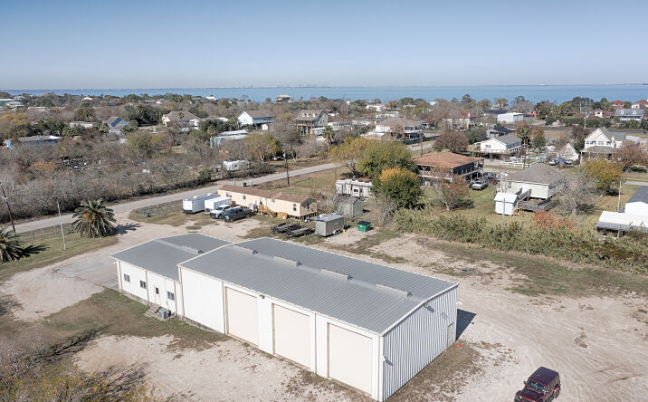 Pictures of Office, Special Purpose, Industrial property located at 323 24th St, San Leon, TX 77539 for lease - image #1