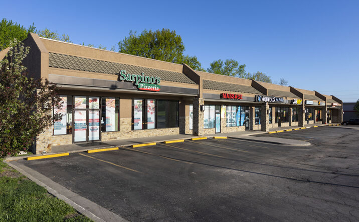 Pictures of Retail, Restaurant property located at 506 Rte 291, Lee's Summit, MO 64063 for lease - image #1