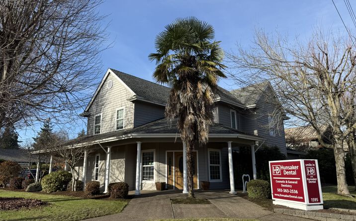 Pictures of Office property located at 1595 Commercial St SE, Salem, OR 97302 for lease - image #1